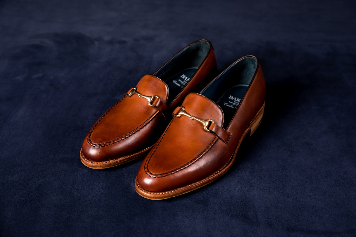 Patent Finish Oxford
