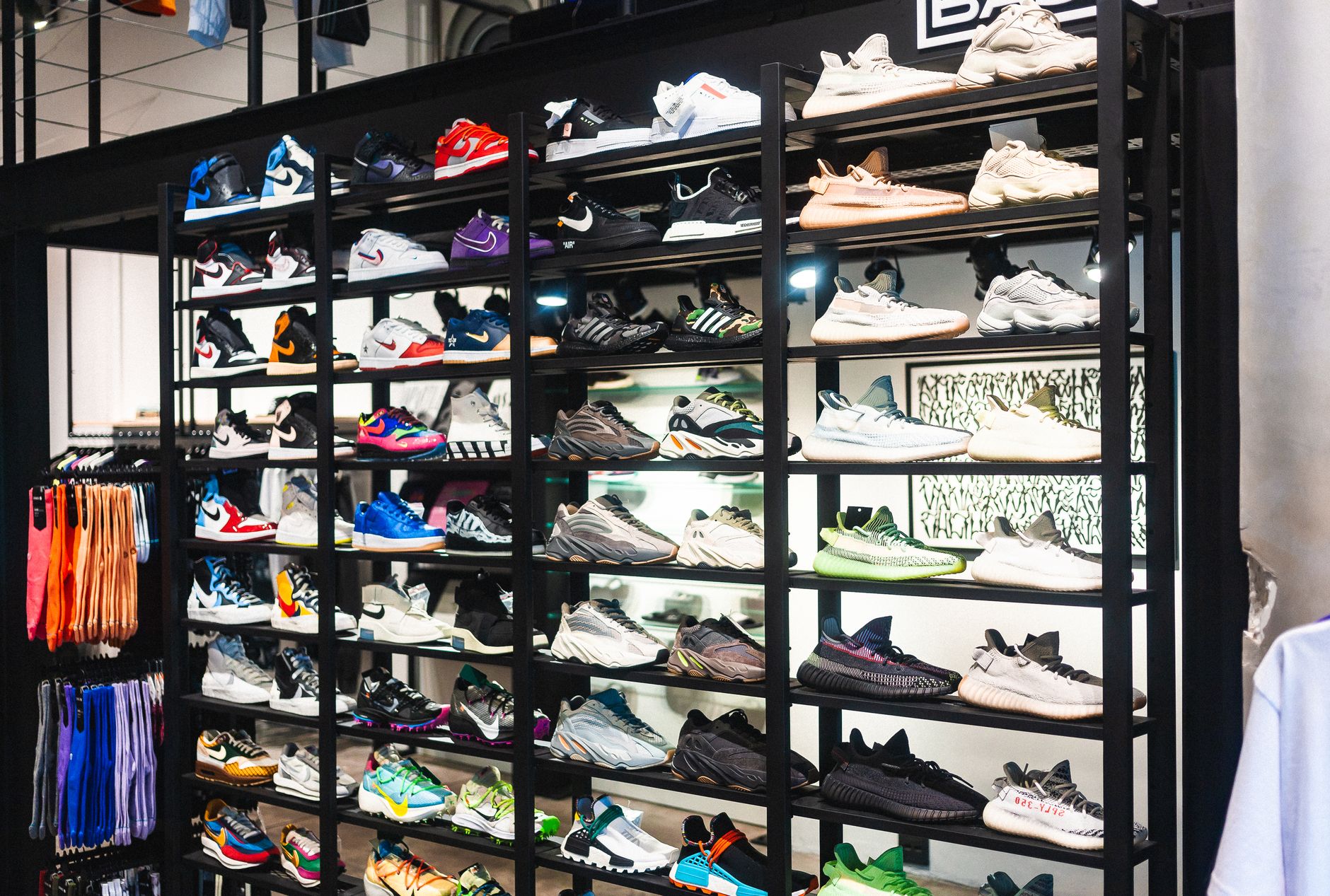 Selling Shoes Online in Kenya: A Simple Guide